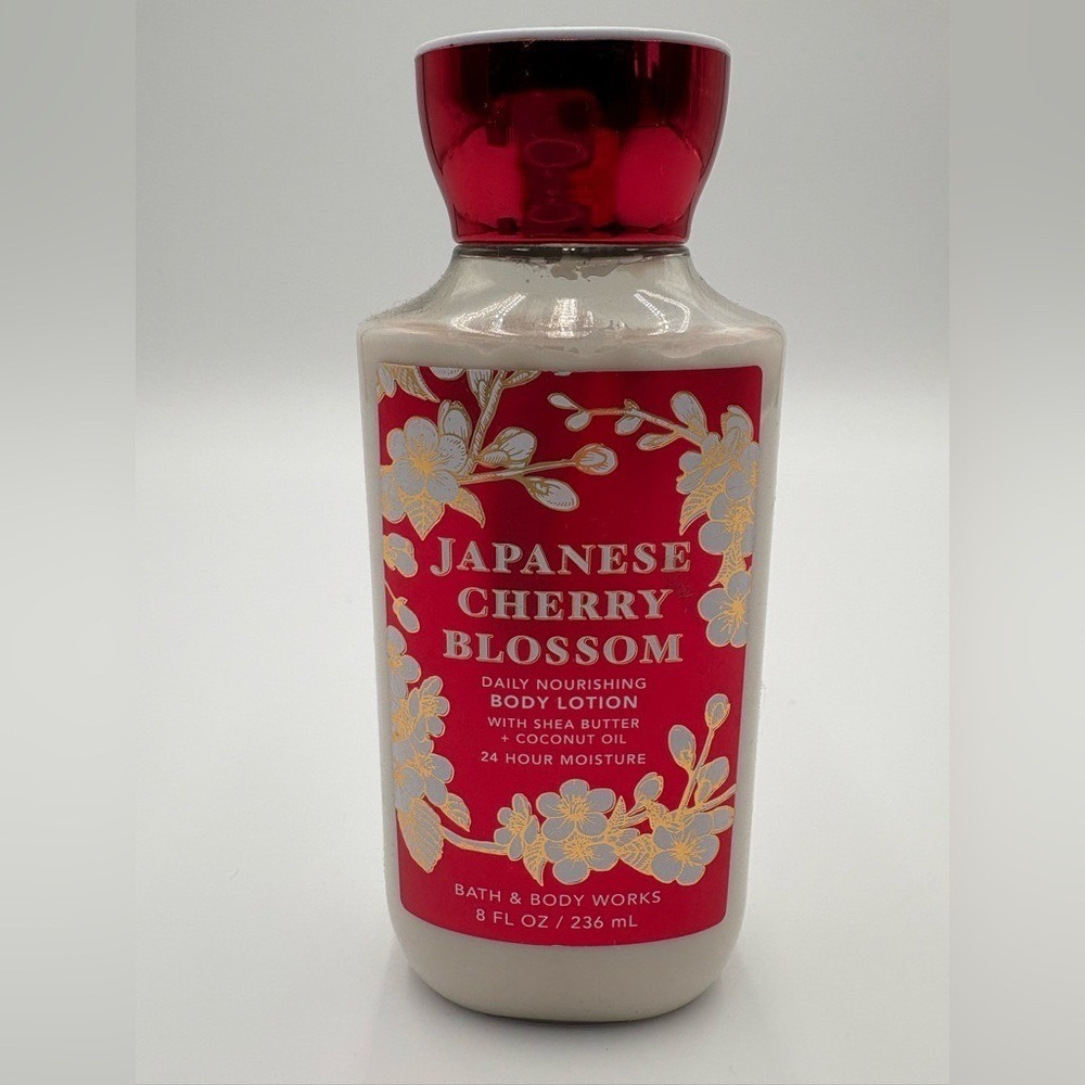 Bath‎ & Body Works Japanese Cherry Blossom Lotion 8oz